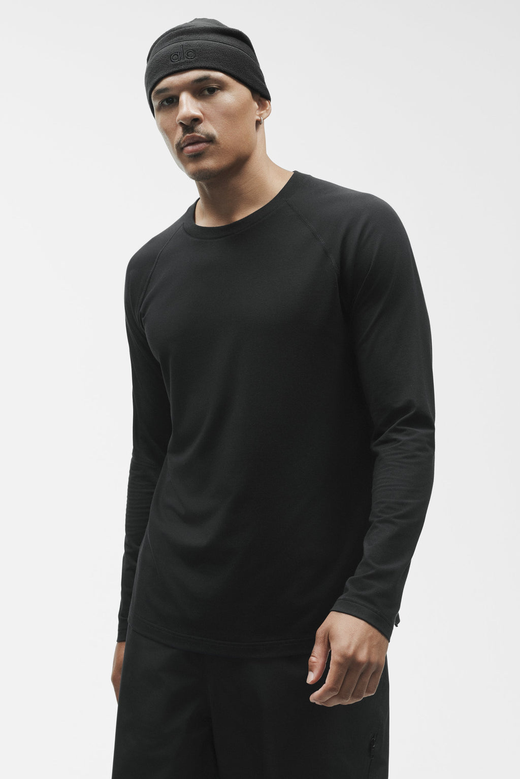 ALO Vapor Crewneck Long Sleeve - Black