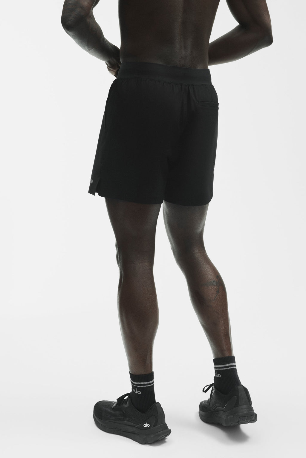5" Repetition Short - Black