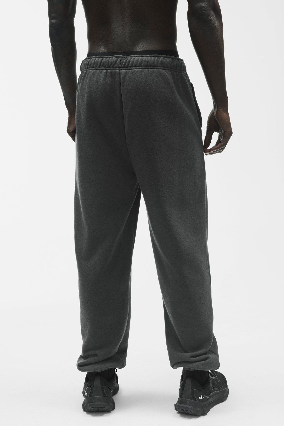 Accolade Sweatpant - Anthracite
